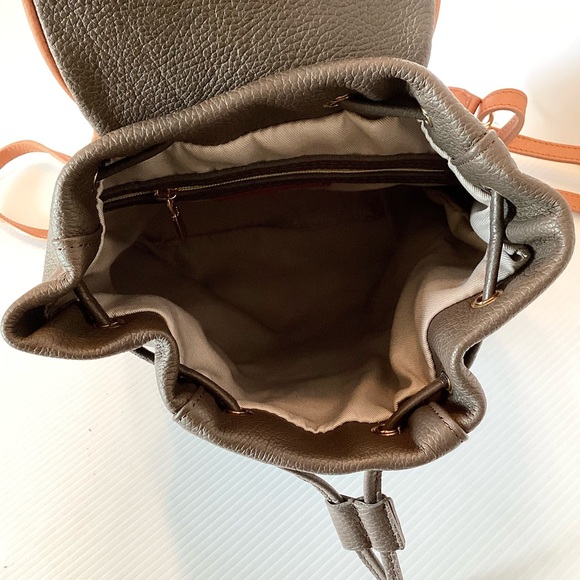 Valentina Drawstring Convertible Backpack in Taupe Brown Leather #4408 NWT $248 - Picture 6 of 6
